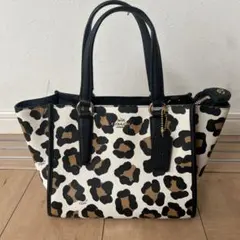 COACHコーチ ハンドバッグ 2way ショルダーバッグ　レオパード　ひょう柄