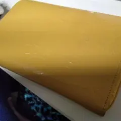 イエロー キャラクター長財布 ハローキティ