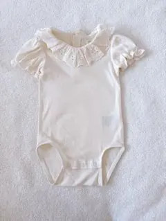 【新品未使用品】H&M フリル付きロンパース 9-12M