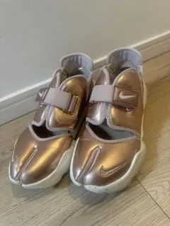 NIKE AQUA RIFT ナイキ アクアリフトブロンズ ピンク　メタリック