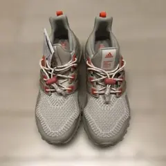 新品　adidas Ultra Boost ベージュ／オレンジ 26.0