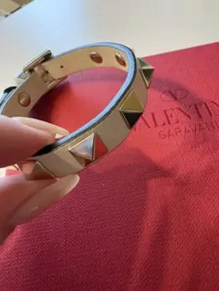 VALENTINO スタッズ レザーブレスレット♡ヴァレンティノ