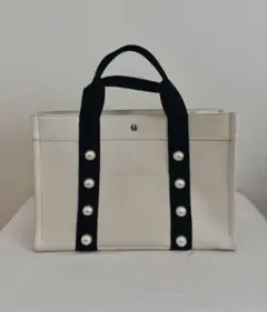 パール付きキャンバストートバッグ 2WAY ショルダー付 ホワイト×ブラック