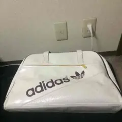 adidasバック
