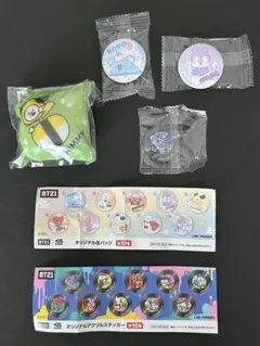 BT21 クッションチャーム　缶バッジ　ステッカー　くら寿司