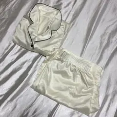 Mサイズ GU サテンパジャマ 長袖 レディース