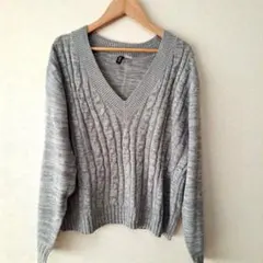 H&M グレー Vネック ケーブル編み セーター XLサイズ ニット 大きめ