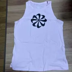 Nike ピンク タンクトップ　トレーニングウェア