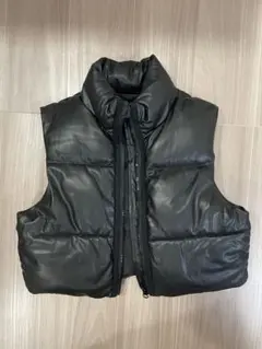ZARA 黒 ダウンベスト M