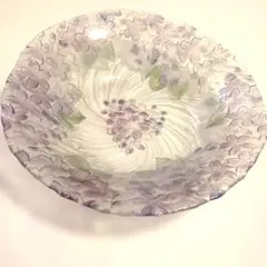 花柄ガラス大皿 紫と緑のグラデーション 素麺・サラダ器32cm大 - メルカリ