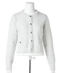 クリーニング済み美品　コンパクトラメカーデトップス