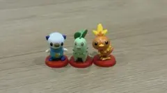 チョコエッグ　ポケットモンスター旅立ちの３匹　フィギュア