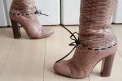 Item thumbnail for item 210d2e0a-541a-45ad-8cd5-acd8f0949c71