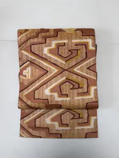 名古屋帯 幾何学模様 ピンクブラウン系　九寸