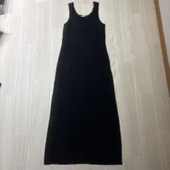 GU リブニットワンピース(ノースリーブ)