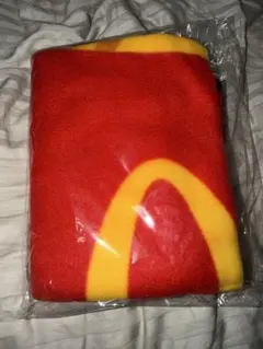 マクドナルド ブランケット 赤と黄色