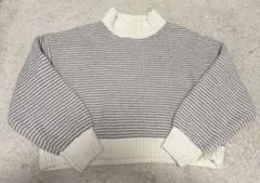 グレーとホワイトのストライプセーター