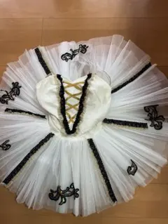 Item thumbnail for item b6388dc4-d4d8-4f41-8946-dadef96984d4