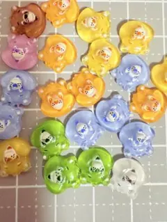 ネイルパーツ　ケアベア25個