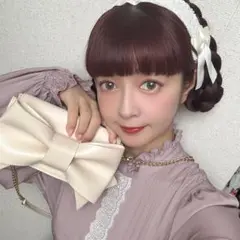 新品タグ付き　しまむら　青木美沙子　リボン　ショルダーバッグ　財布　白　ホワイト