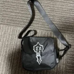 トラップスター　ショルダーバッグ