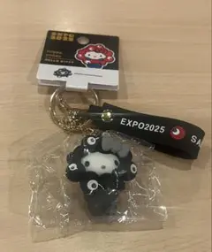 万博限定！　黒キティ　サンリオ　ミャクミャク　立体　キーホルダー　黒ミャク