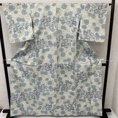 紬着物 単衣 上品花の絣柄 正絹 着物i-4256