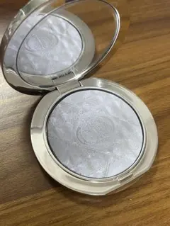 ディオールスキンフォーエヴァーグロウルミナイザー 05