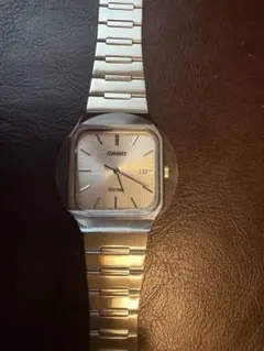 早い者勝ち❗️新品❗️売り切れモデル❗️腕時計 スクエアフェイス /MTPシリーズ