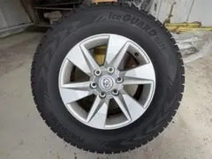 265/65R17 ランクルプラドスタッドレスタイヤホイールのサムネイル