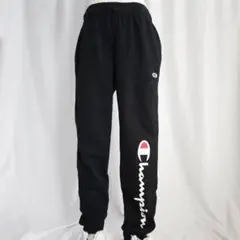 Champion スウェットパンツ 黒(ブラック)系 S ロゴ プリント 古着