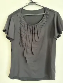 美品　ORIKA 半袖 Tシャツ フリルデザイン ブラック Fのサムネイル
