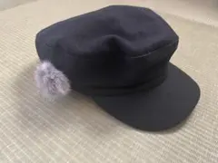 ハニーズ　黒いファー付きキャスケット帽子