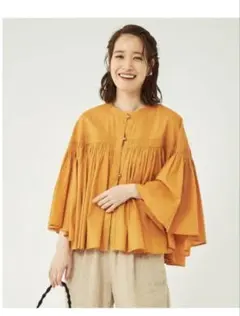 ユナイテッドアローズ　ギャザーブラウス