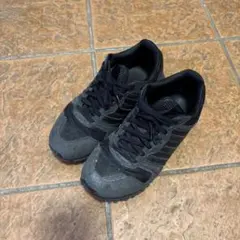 adidasアディダススニーカーレディースブラック