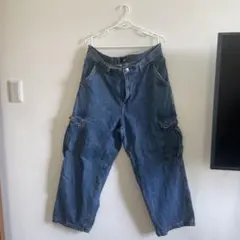 H&M Baggy Fit カーゴデニムパンツ 32/30のサムネイル