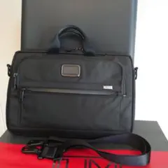 Item thumbnail for item 00d23df6-9d78-4380-96e7-3d3f6c00a0ed