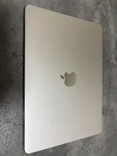 Apple MacBook Air (M2, 2022) 本体