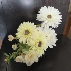 エミリオ・ロバ　アーティフィシャルフラワー　ガーベラ　ガラス花瓶付　造花のサムネイル