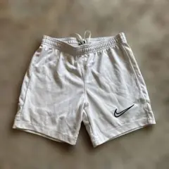 Nike DRI-FIT ホワイトショートパンツ XSキッズ