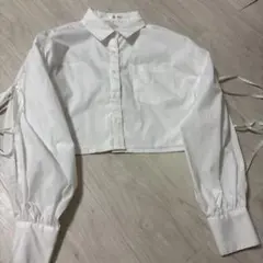 OLIVE des OLIVE ホワイト クロップドシャツ