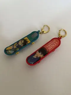 【名探偵コナン】スケートボード型キーホルダー(緑)(赤) ※バラ売り可