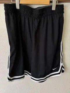 ナイキ　バスパン　XL ブラック/ホワイト