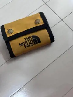 THE NORTH FACE 三つ折り財布 イエロー