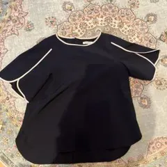 ナチュラルクチュール　ハチワレスリーブブラウス