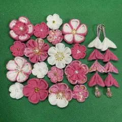 つまみ細工　濃いピンク　柄　パーツ