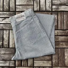 Item thumbnail for item 599a60a6-c8b1-40ba-b100-689b4974e85a