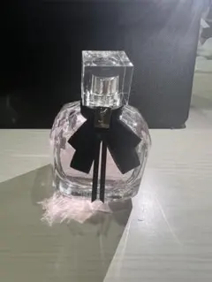 ysl モンパリ　オーデパルファム　50ml
