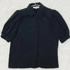 再出品ハナエモリ 半袖ブラウス 黒 M 丸襟 パフスリーブ ピンタック 肩パッドのサムネイル