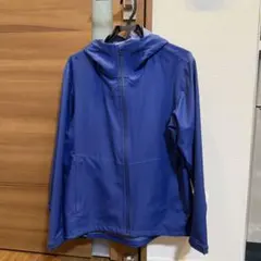 ユニクロ　ブロックテックパーカー　Ｌ